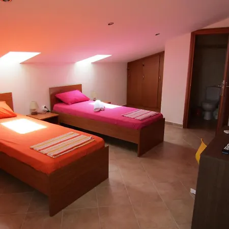 Apartament Achilleas