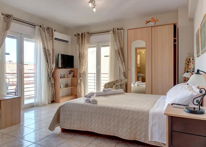 Achilleas Apartament *