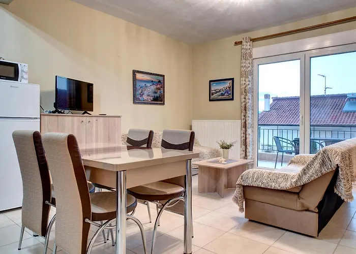 Achilleas Apartament *