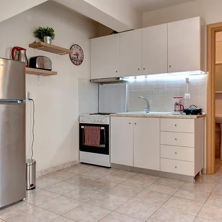 Achilleas Apartment