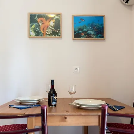 Achilleas Apartamento