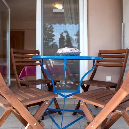 Apartment Achilleas *