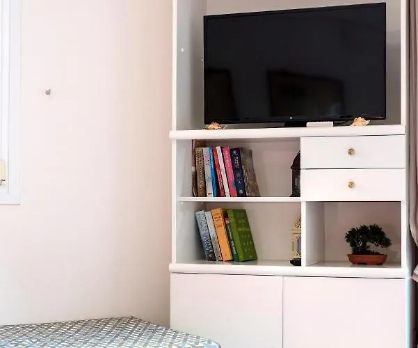 Achilleas Apartamento *